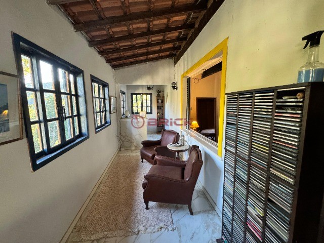 Casa à venda com 6 quartos, 680m² - Foto 33