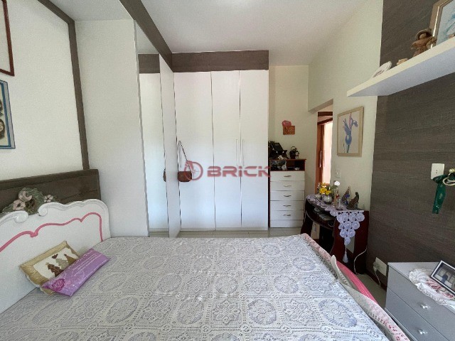 Apartamento à venda com 3 quartos, 136m² - Foto 9