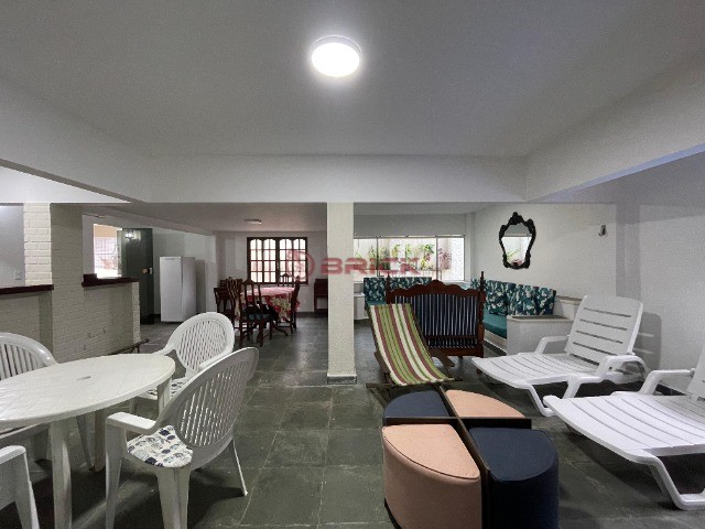 Casa à venda com 4 quartos, 290m² - Foto 18