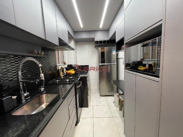 Apartamento à venda com 2 quartos, 45m² - Foto 4