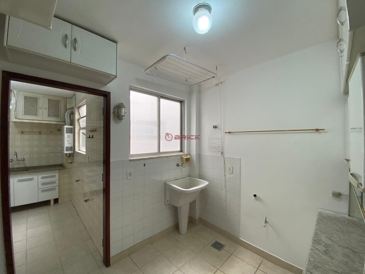 Apartamento à venda com 2 quartos, 70m² - Foto 15