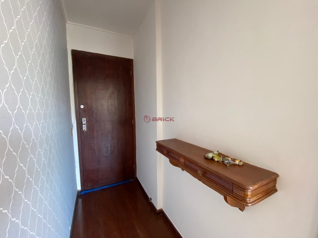 Apartamento à venda com 2 quartos, 70m² - Foto 3