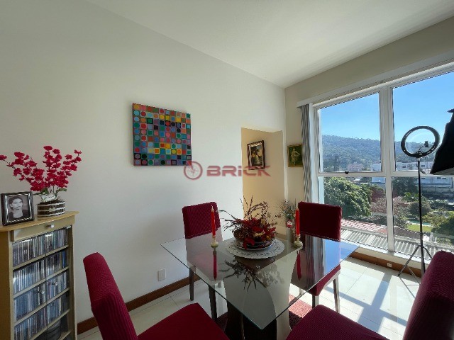 Apartamento à venda com 3 quartos, 136m² - Foto 5