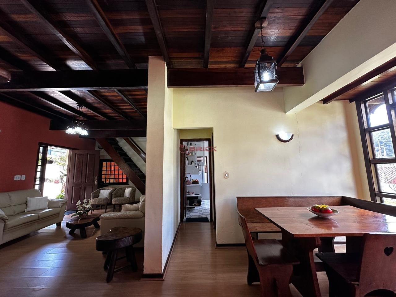 Casa à venda com 4 quartos, 208m² - Foto 7