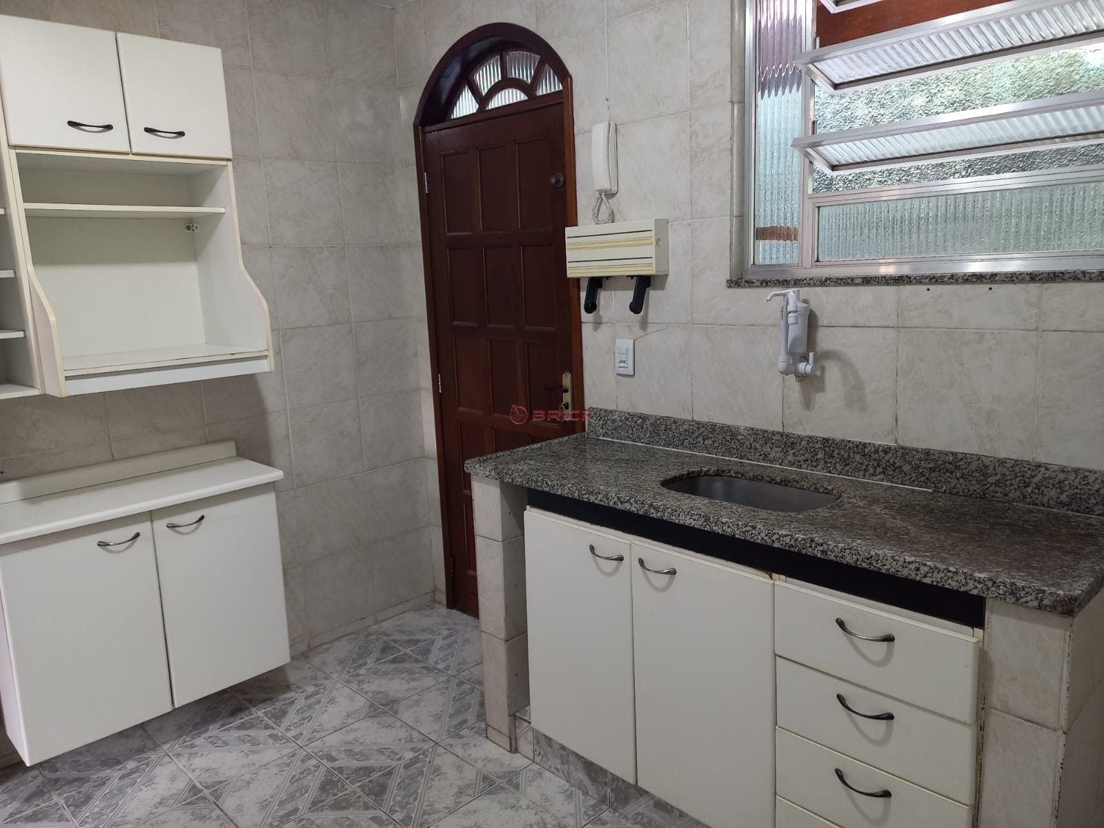 Casa à venda com 2 quartos, 60m² - Foto 15