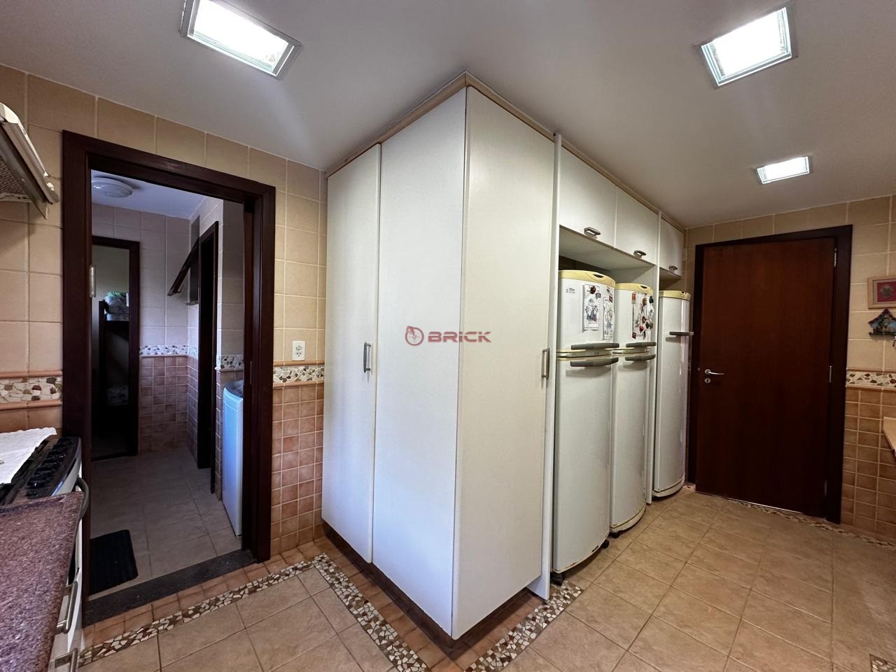 Casa à venda e aluguel com 4 quartos, 186m² - Foto 30