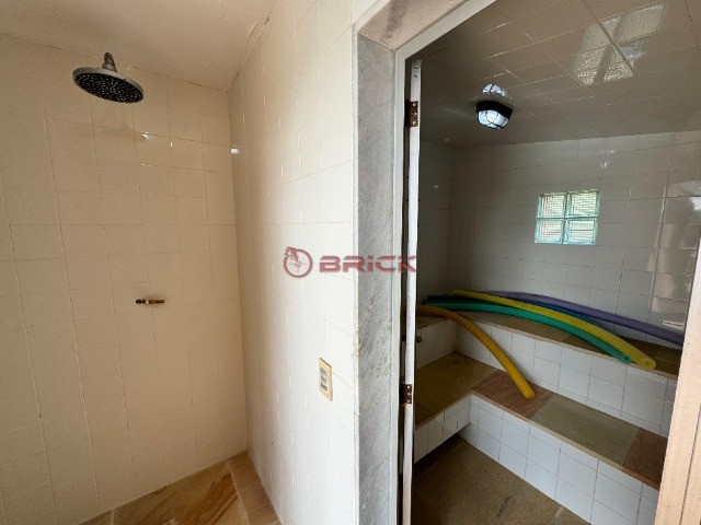 Casa à venda com 5 quartos, 348m² - Foto 51