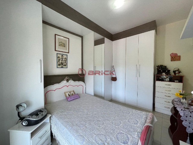 Apartamento à venda com 3 quartos, 136m² - Foto 8