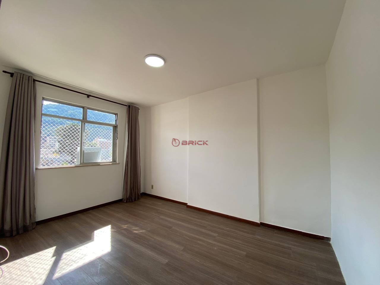 Apartamento à venda com 2 quartos, 70m² - Foto 9