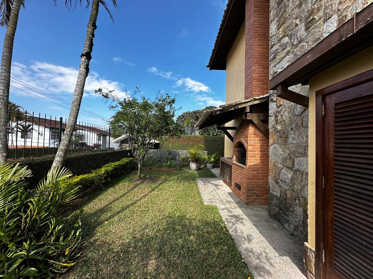 Casa à venda e aluguel com 4 quartos, 186m² - Foto 41