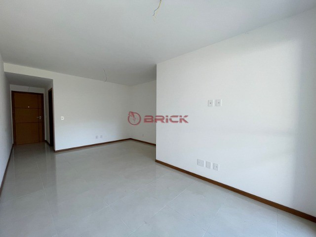 Apartamento à venda com 2 quartos, 90m² - Foto 3