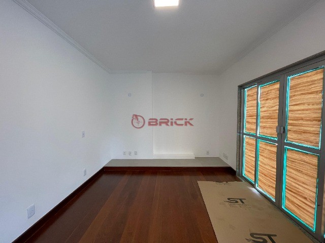 Cobertura à venda e aluguel com 3 quartos, 145m² - Foto 13