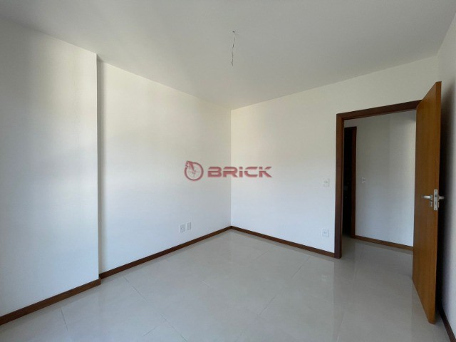 Apartamento à venda com 2 quartos, 90m² - Foto 9