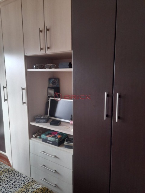 Apartamento à venda com 3 quartos, 140m² - Foto 5