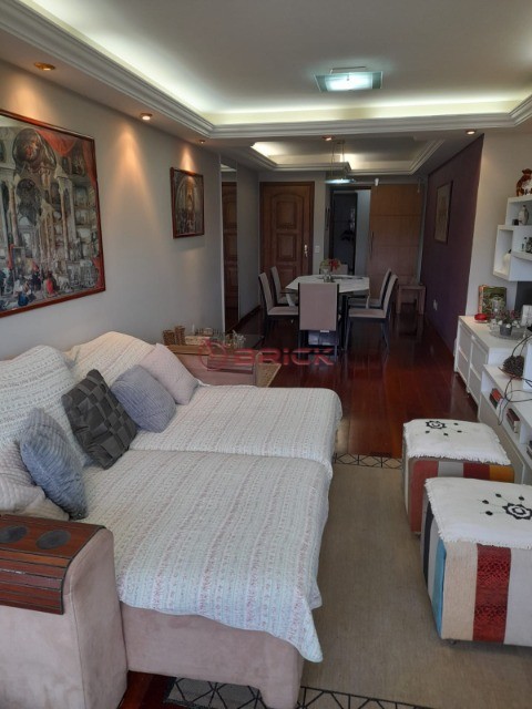 Apartamento à venda com 3 quartos, 140m² - Foto 1