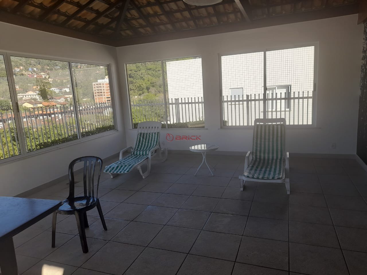 Apartamento à venda com 1 quarto, 41m² - Foto 13