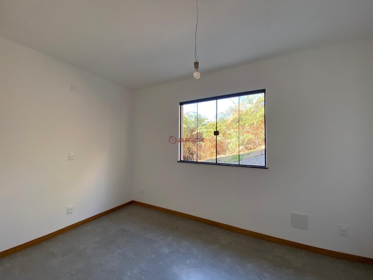 Casa à venda com 3 quartos, 120m² - Foto 12