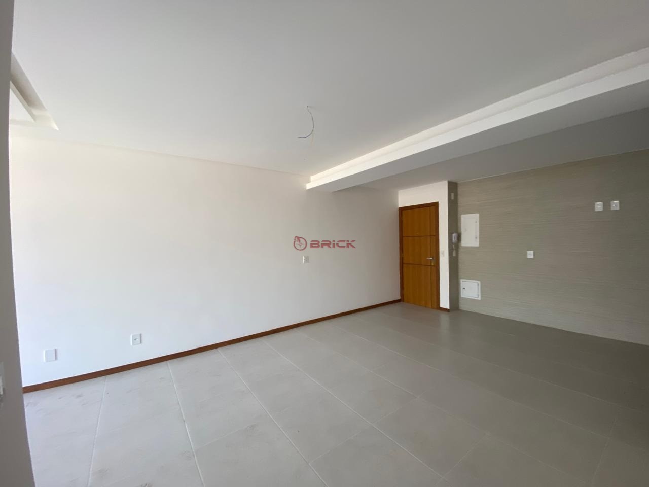 Apartamento à venda com 2 quartos, 90m² - Foto 2