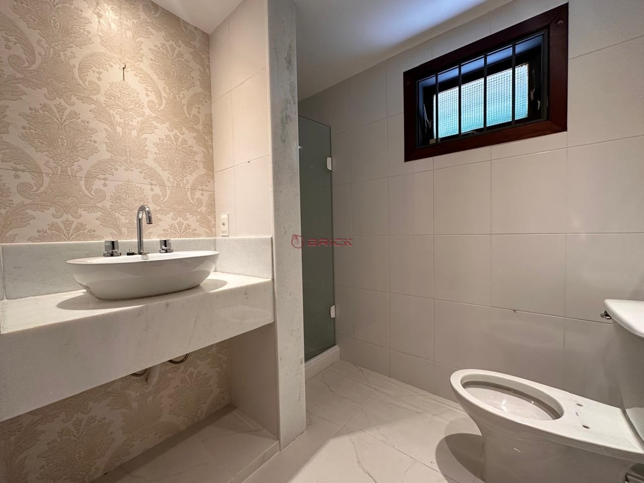 Casa à venda com 3 quartos, 243m² - Foto 15