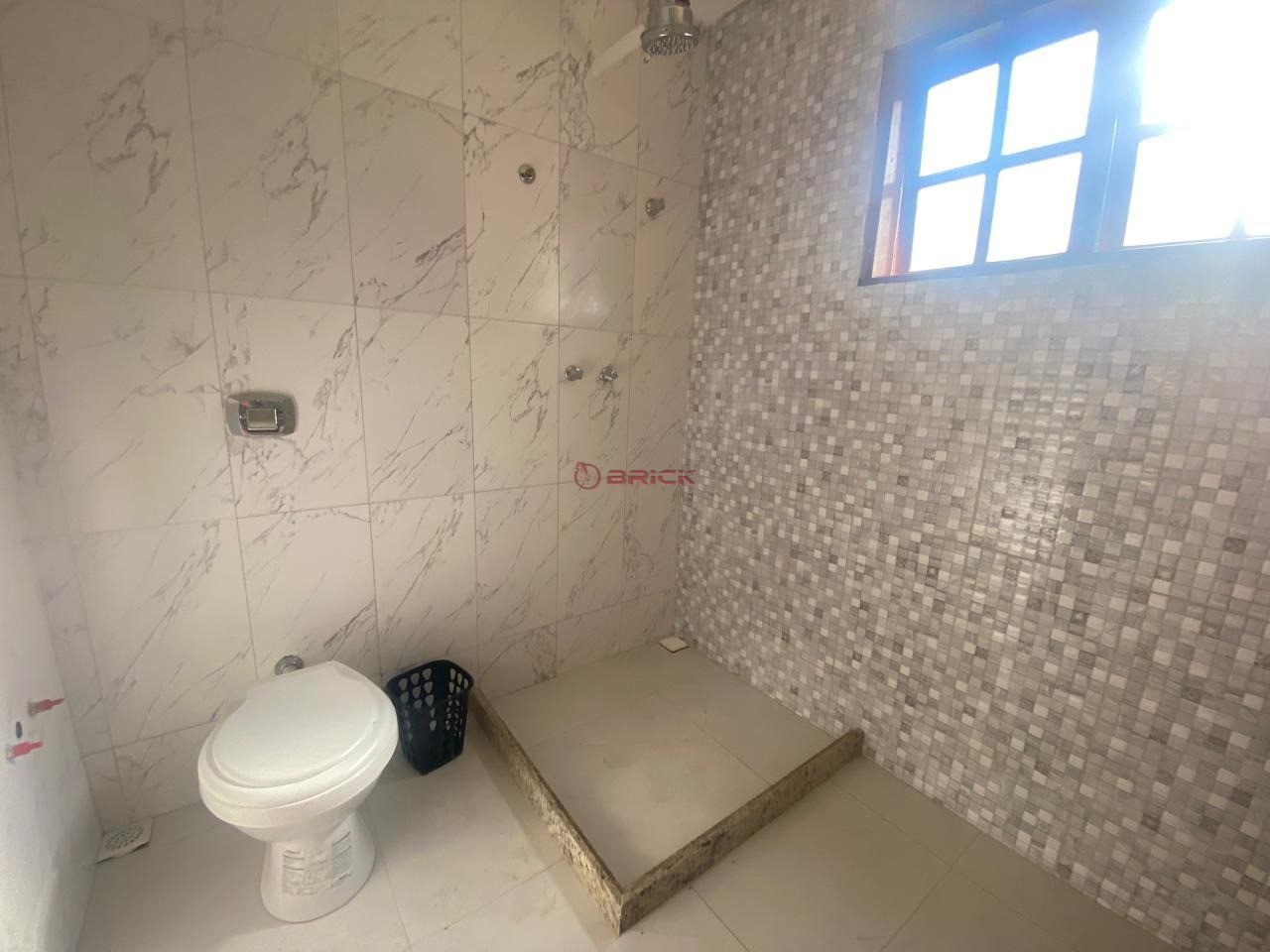 Casa à venda com 4 quartos, 250m² - Foto 9