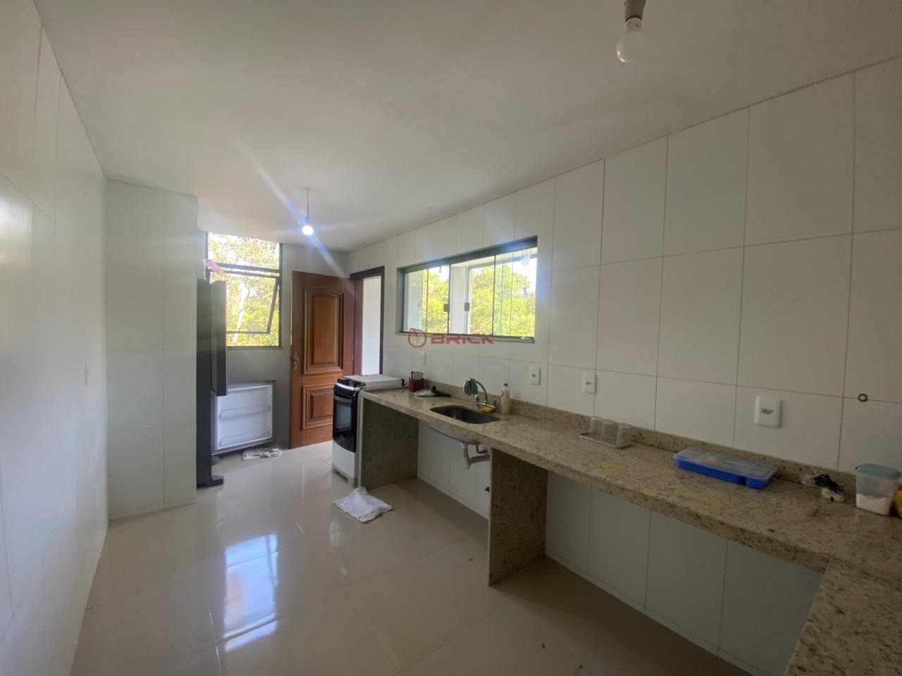 Casa à venda com 4 quartos, 250m² - Foto 18