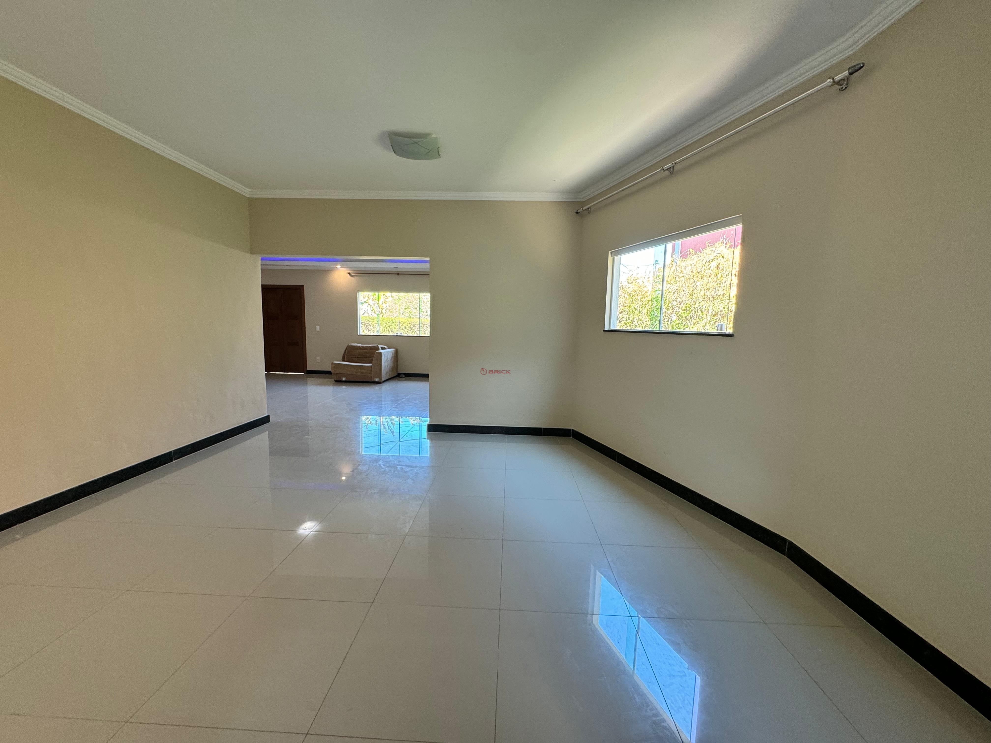 Casa à venda com 5 quartos, 186m² - Foto 18