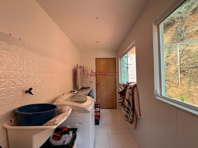 Casa à venda com 2 quartos, 200m² - Foto 15