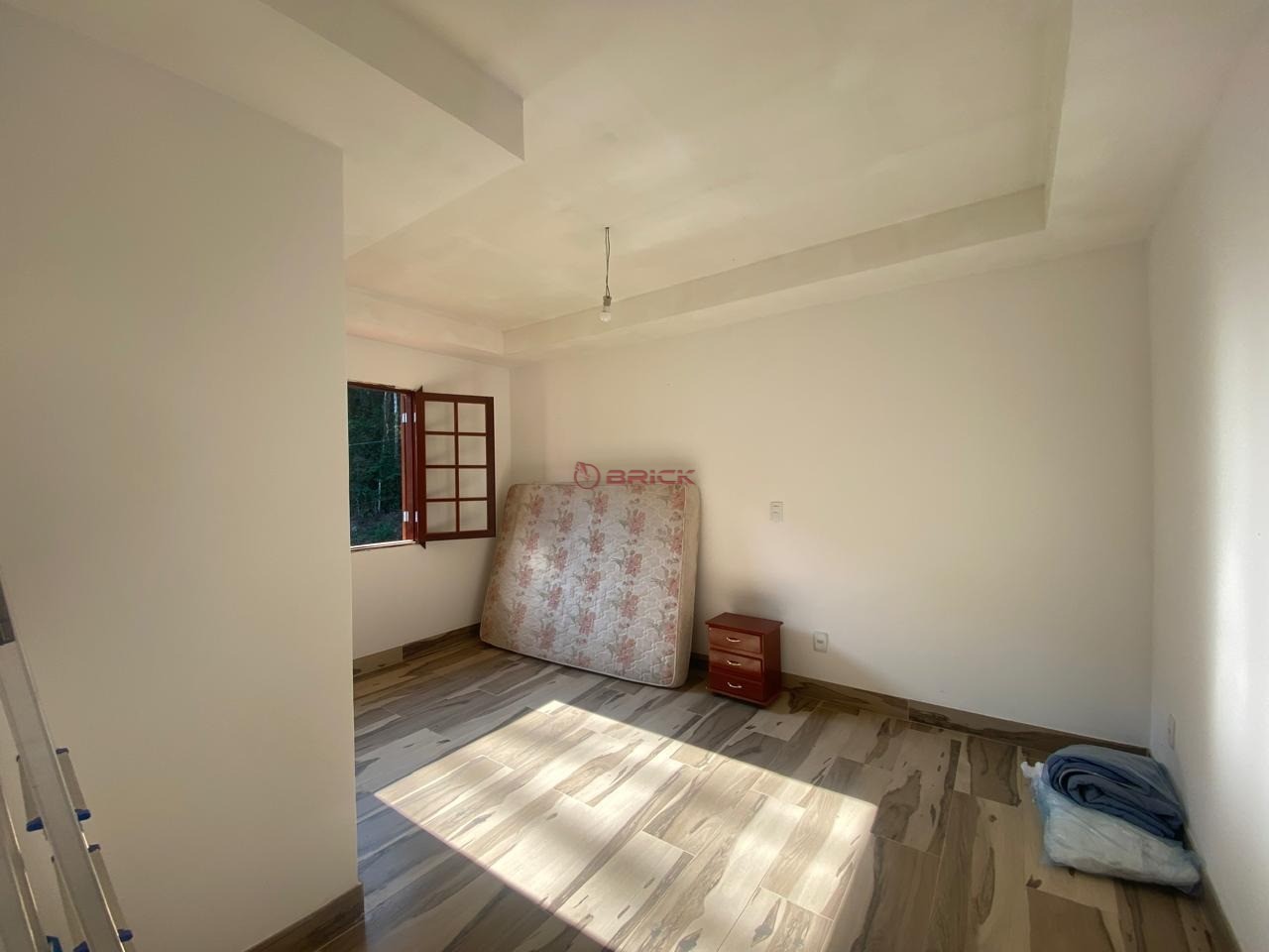 Casa à venda com 4 quartos, 250m² - Foto 11