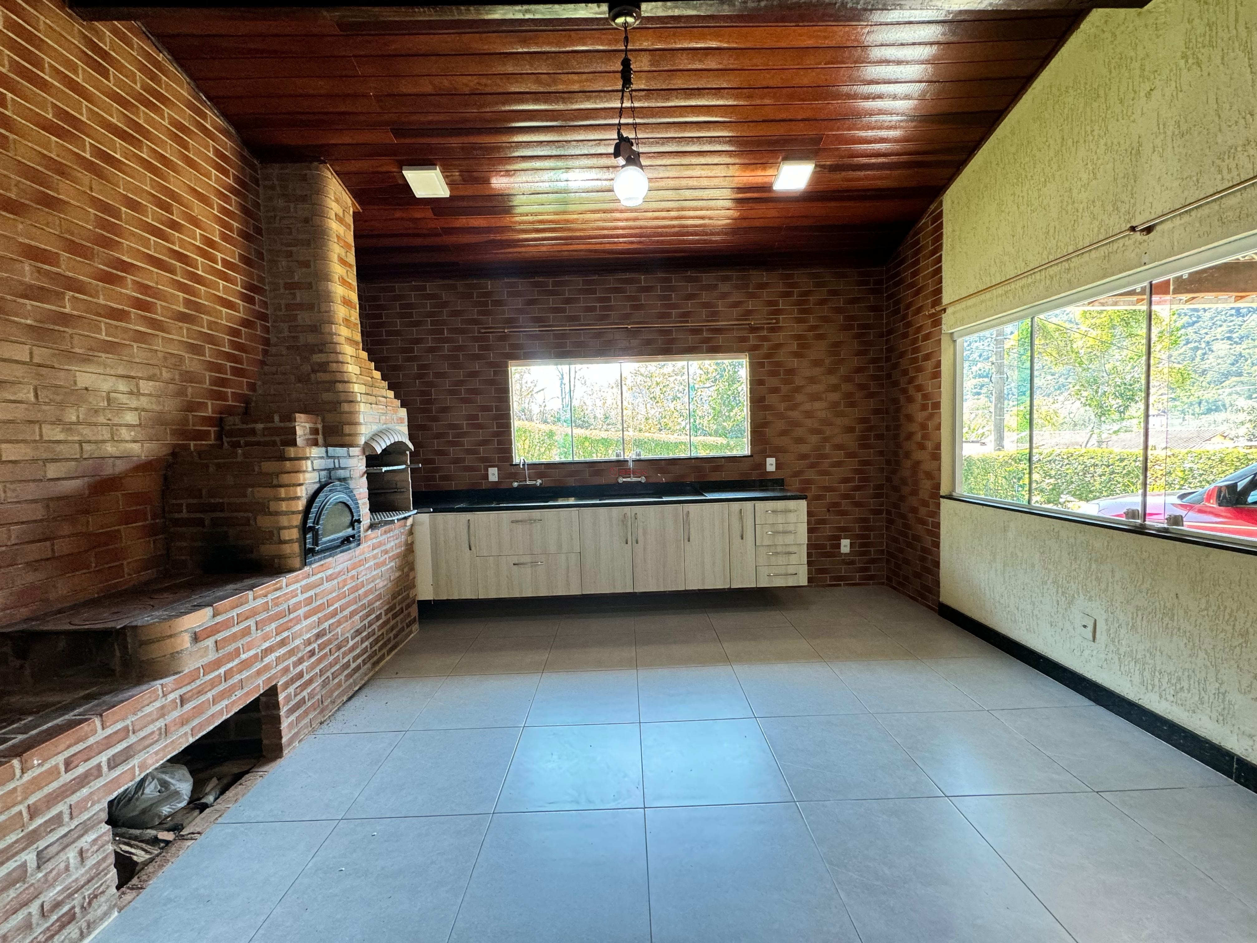 Casa à venda com 5 quartos, 186m² - Foto 17