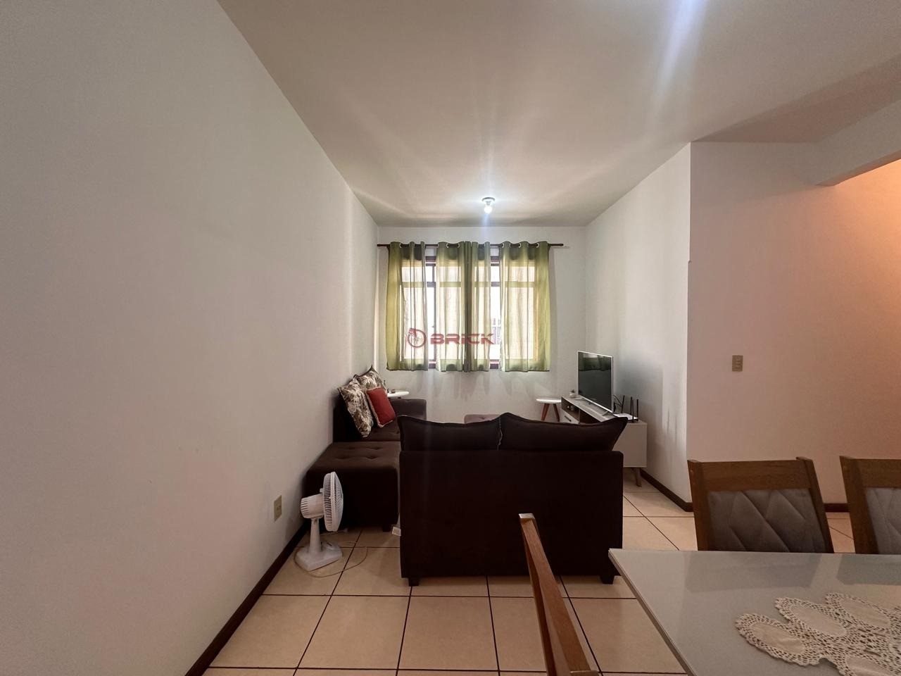 Apartamento à venda com 3 quartos, 70m² - Foto 2