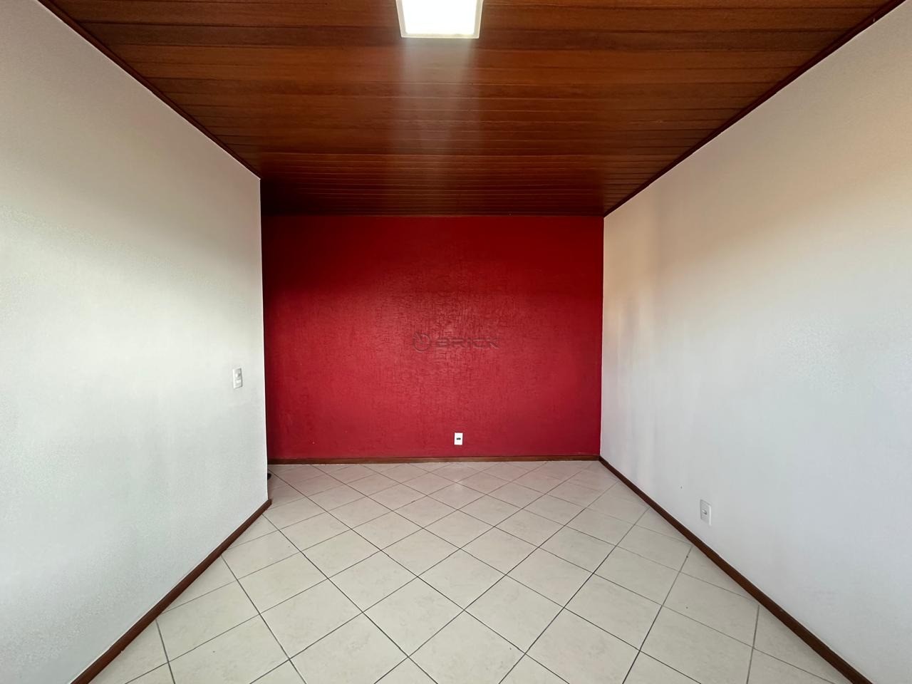 Casa à venda com 2 quartos, 70m² - Foto 7