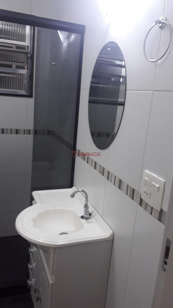 Apartamento à venda com 1 quarto, 43m² - Foto 11