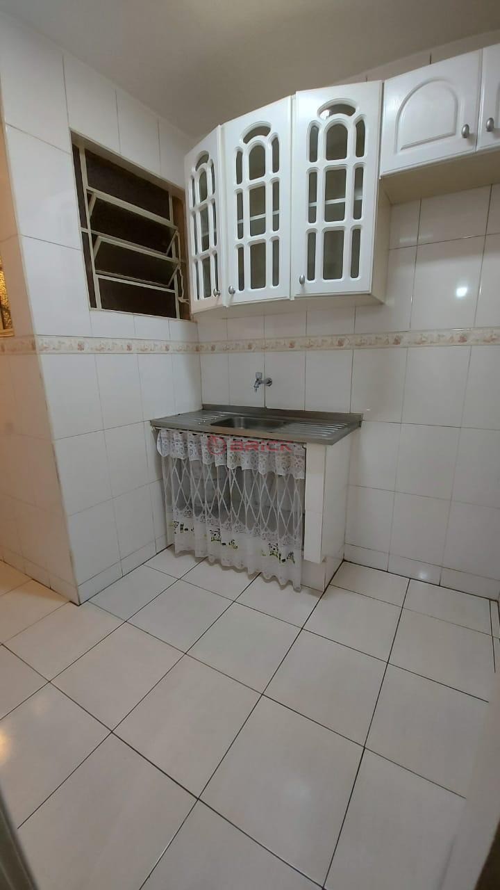 Apartamento à venda com 1 quarto, 43m² - Foto 8