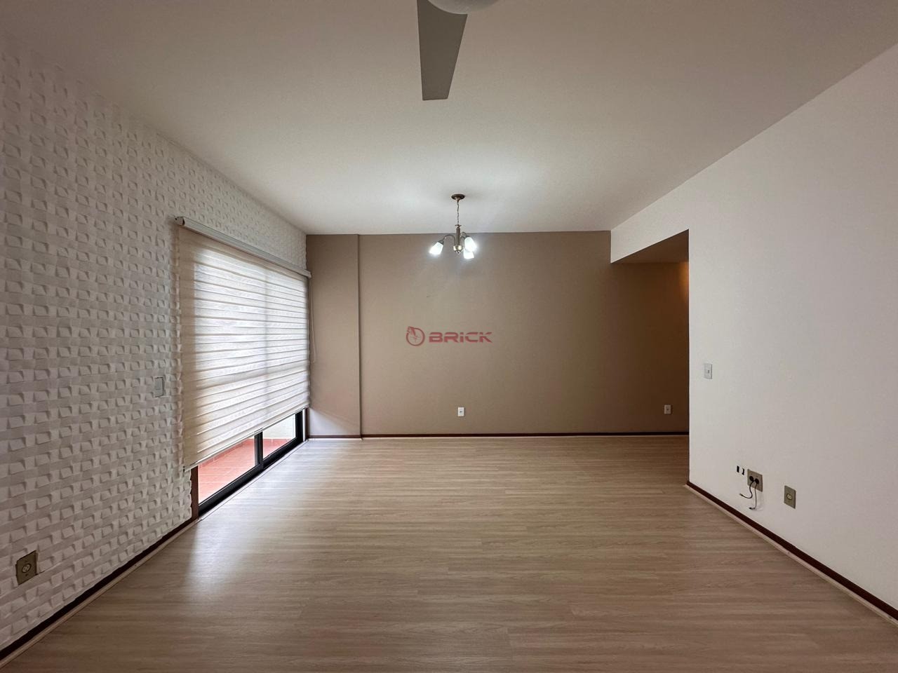 Apartamento para alugar com 2 quartos, 75m² - Foto 1