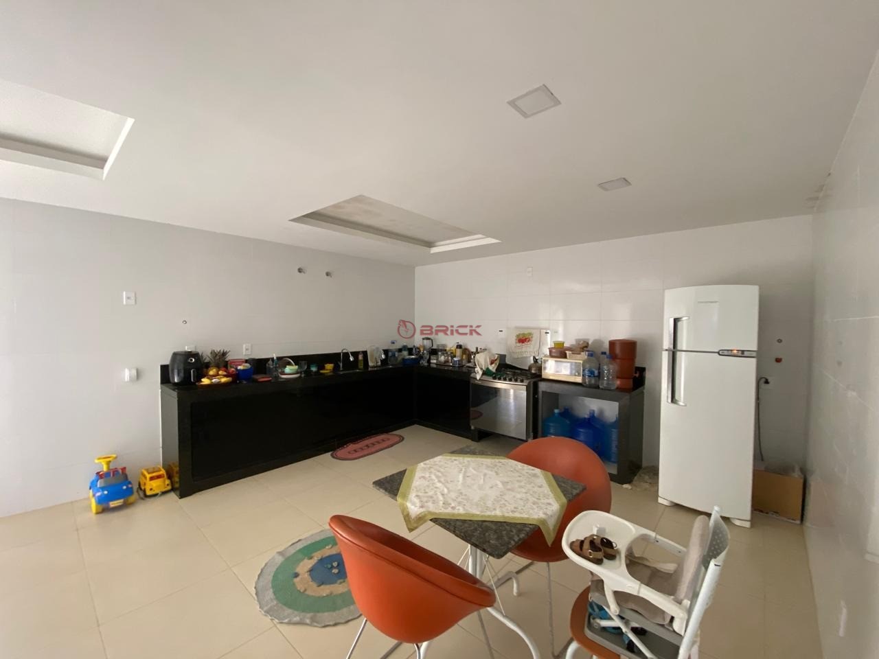 Casa à venda com 4 quartos, 263m² - Foto 9