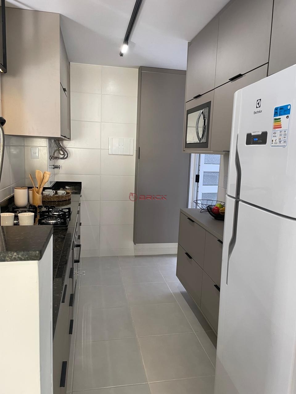 Apartamento à venda com 2 quartos, 60m² - Foto 10