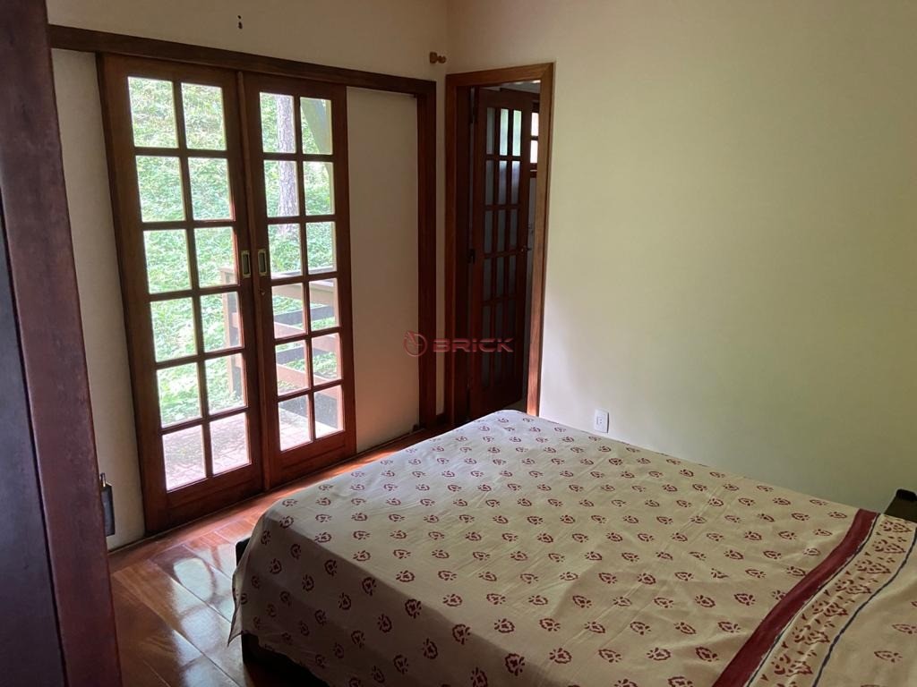 Casa à venda com 4 quartos, 150m² - Foto 10