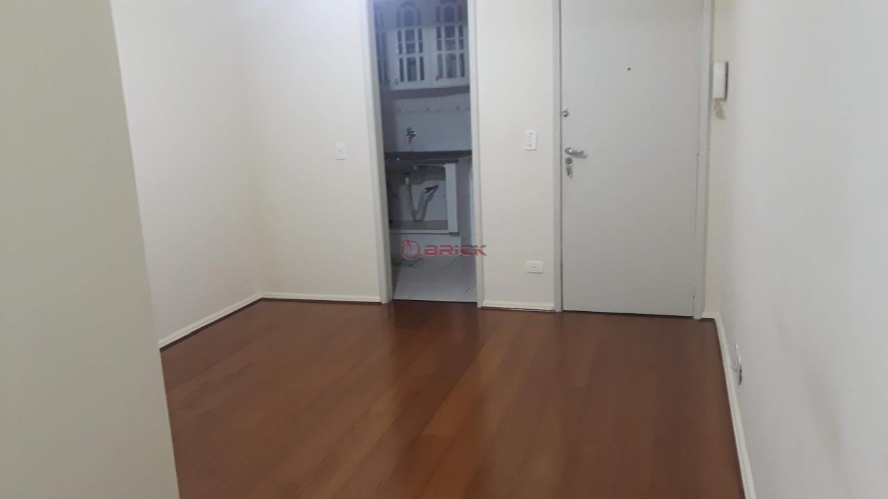 Apartamento à venda com 1 quarto, 43m² - Foto 4