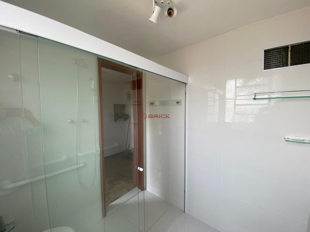 Casa à venda com 5 quartos, 250m² - Foto 18