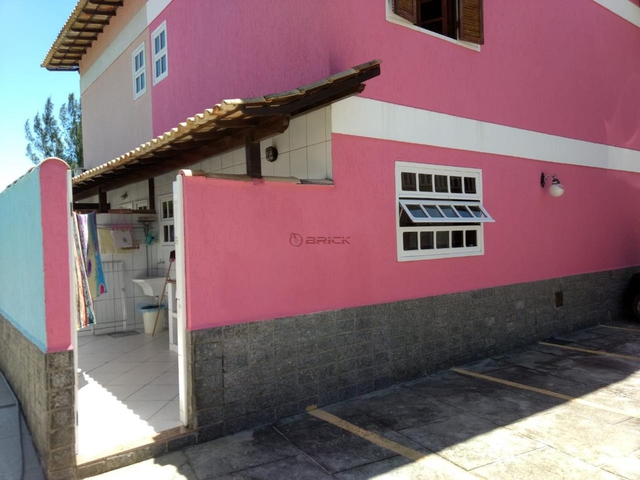 Casa à venda com 2 quartos, 100m² - Foto 4