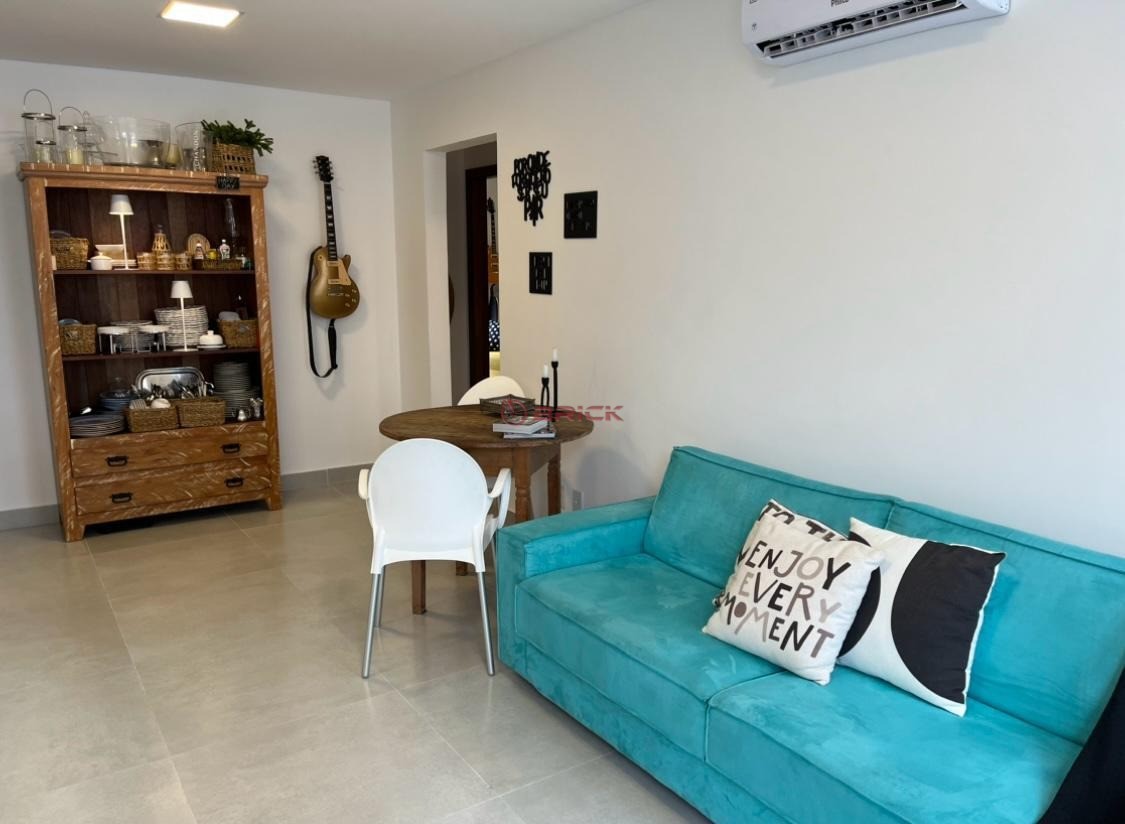 Apartamento à venda com 3 quartos, 77m² - Foto 2