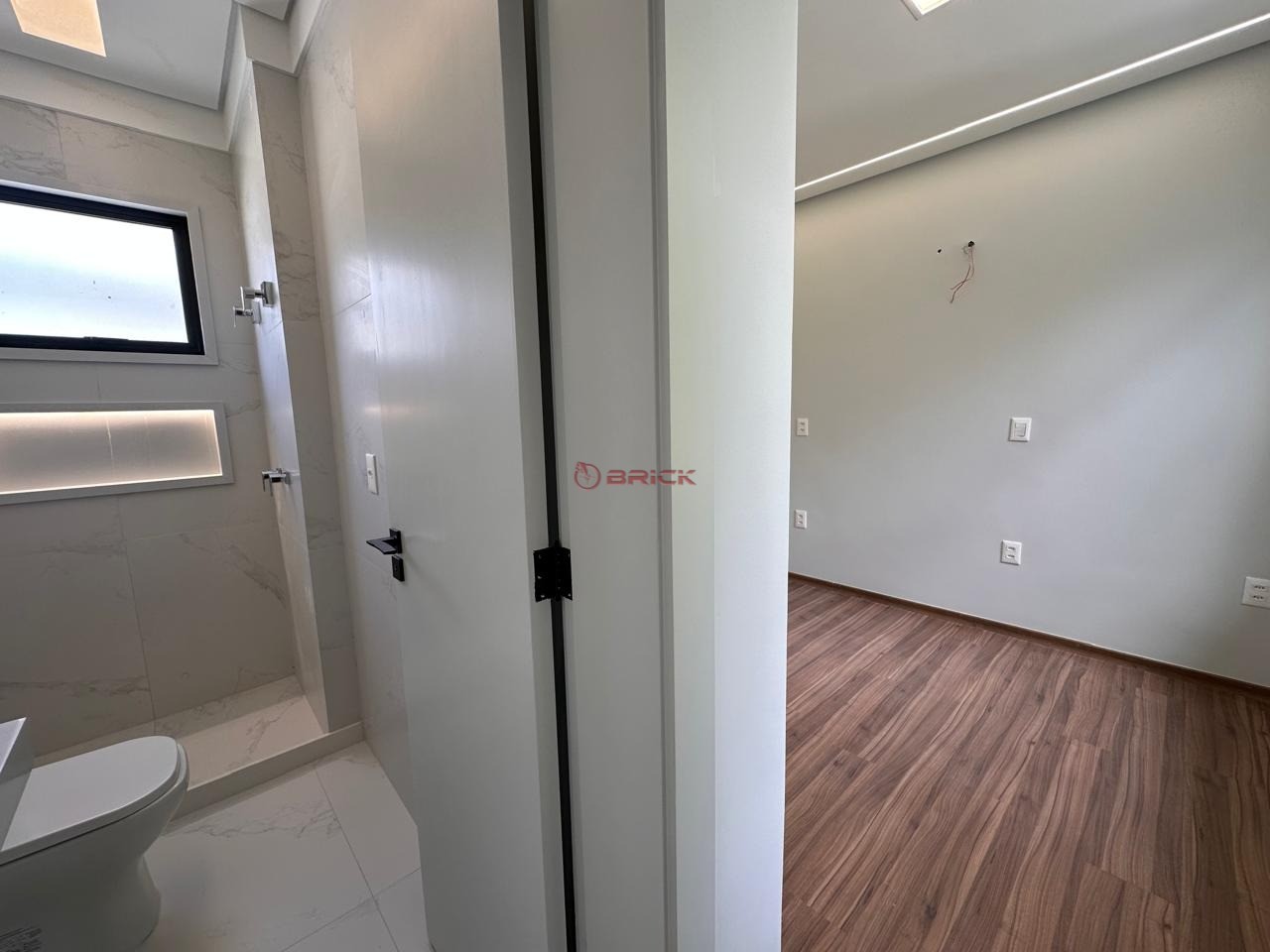 Casa à venda com 3 quartos, 200m² - Foto 18