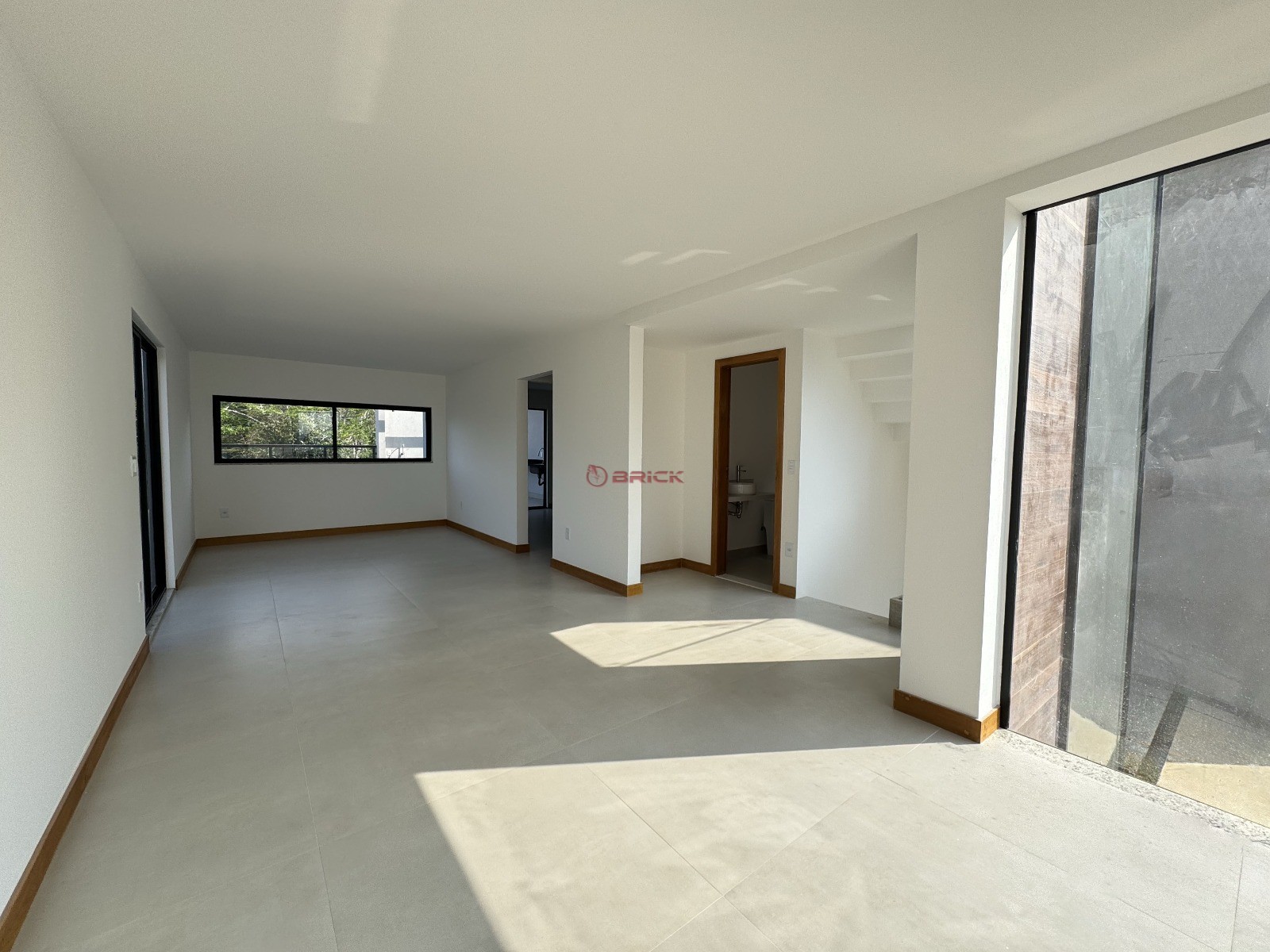 Casa à venda com 5 quartos, 262m² - Foto 6