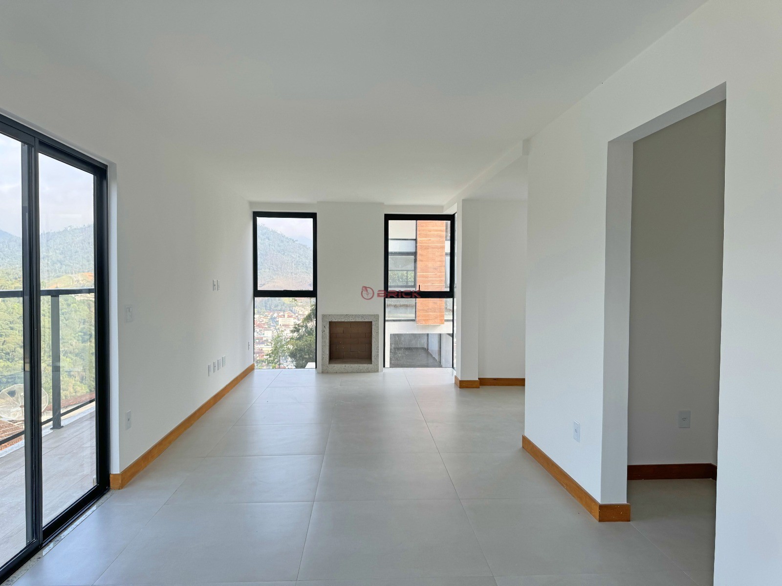 Casa à venda com 5 quartos, 262m² - Foto 5