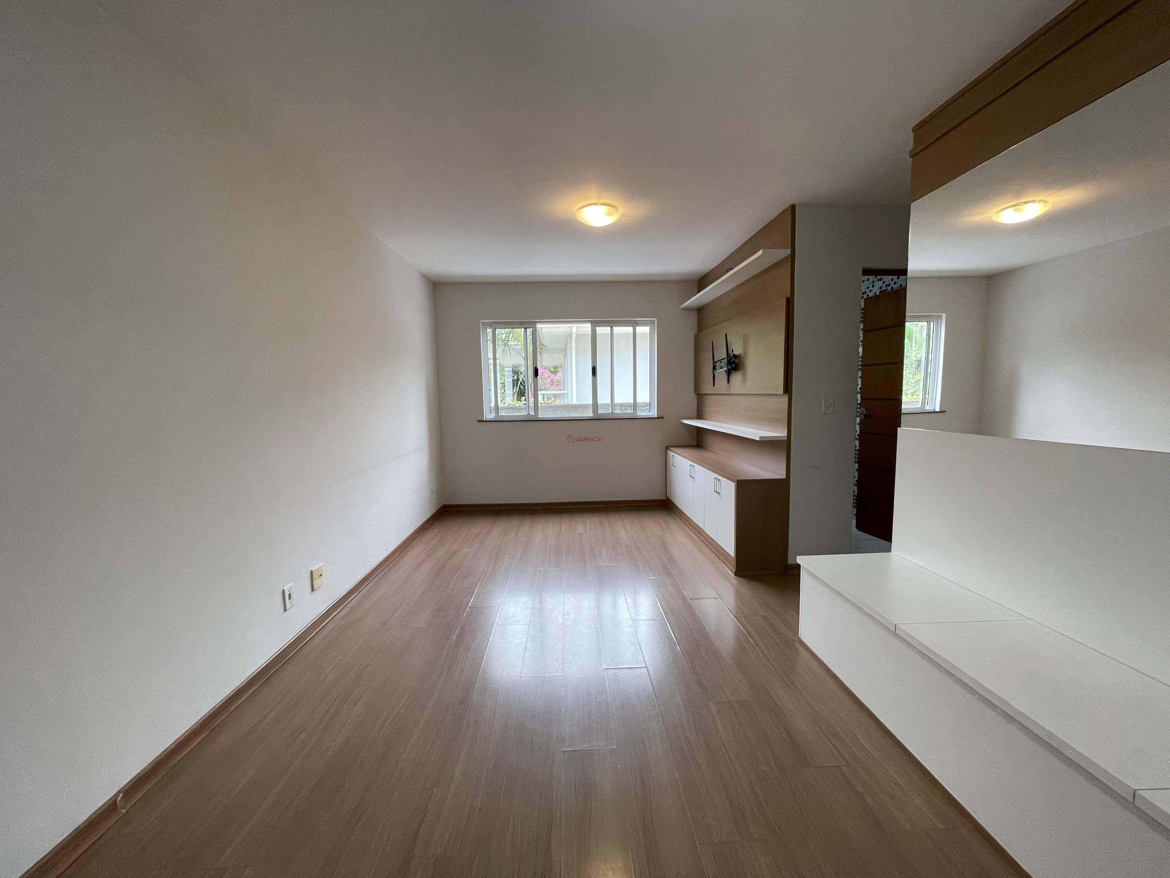 Apartamento à venda com 2 quartos, 52m² - Foto 2