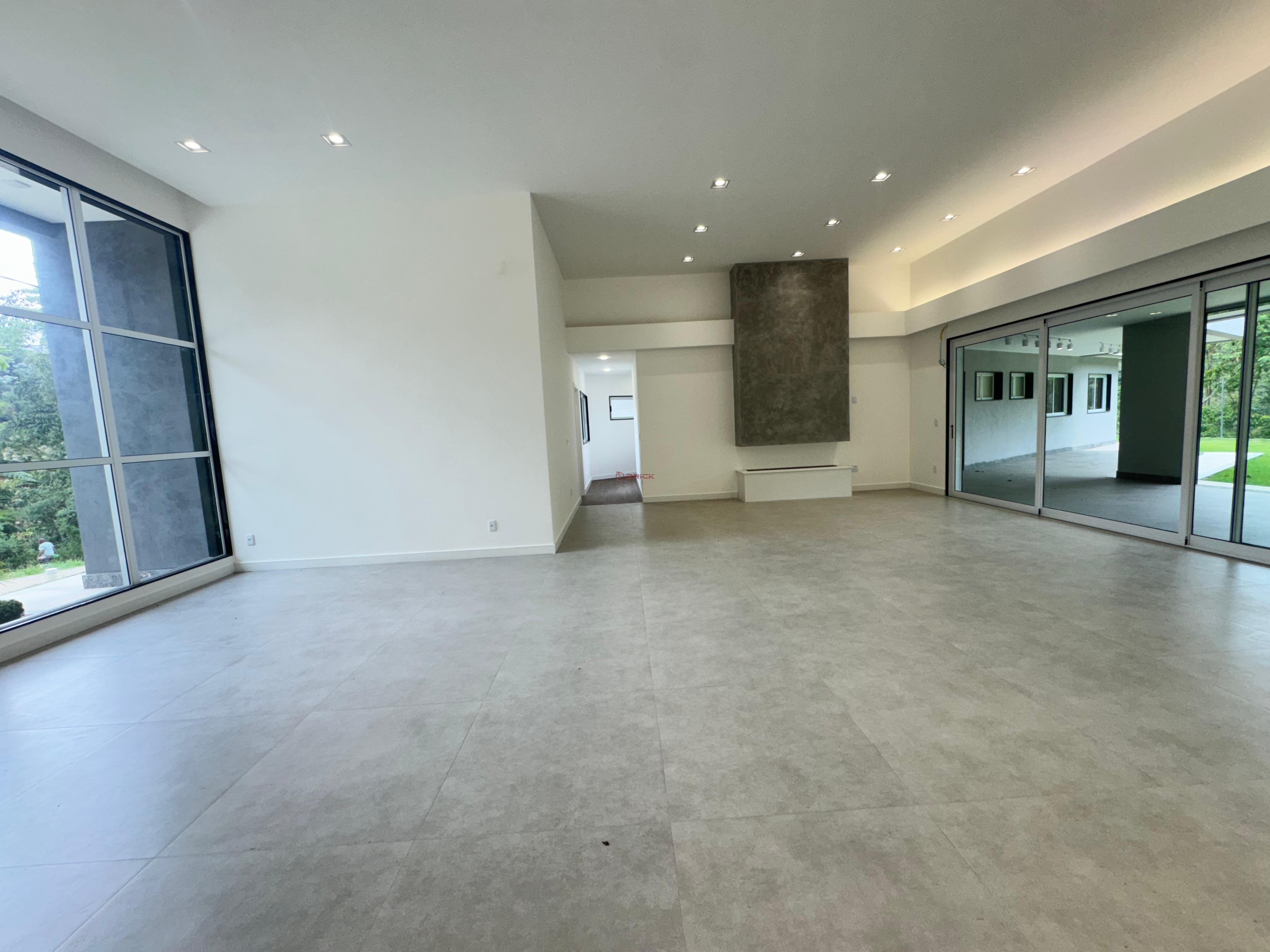 Casa à venda com 4 quartos, 400m² - Foto 15