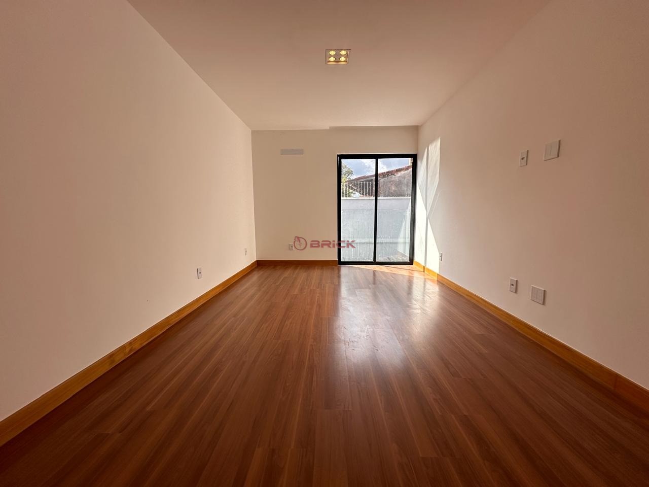 Casa à venda com 4 quartos, 160m² - Foto 8