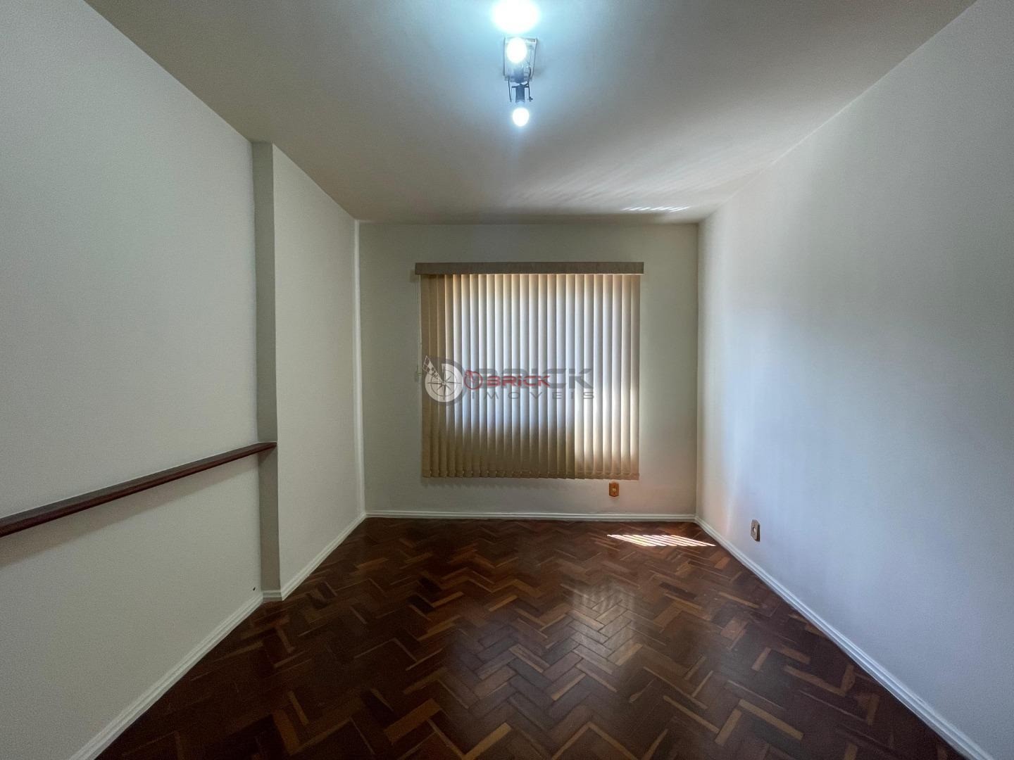 Apartamento para alugar com 2 quartos, 64m² - Foto 8