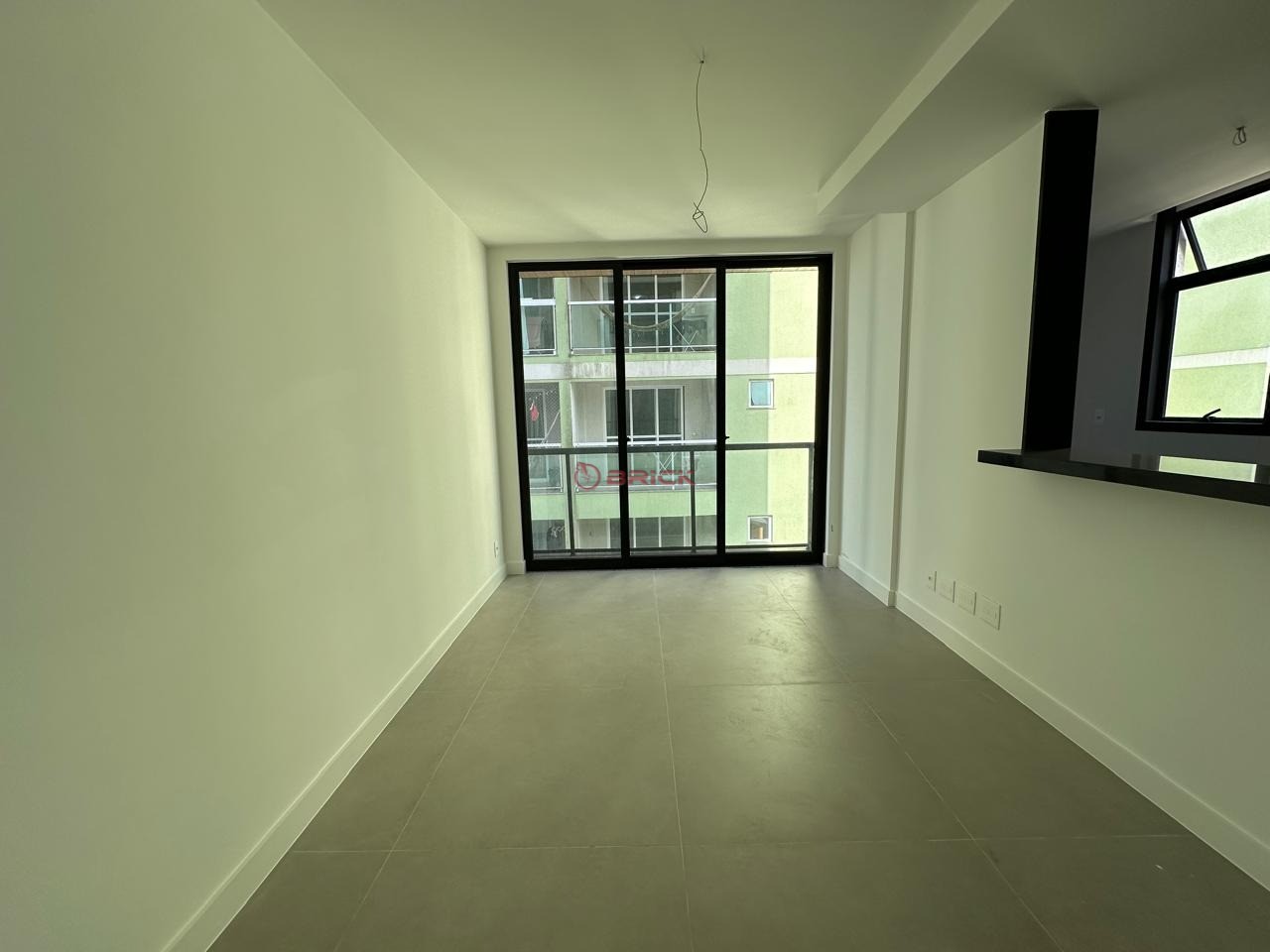 Apartamento à venda e aluguel com 1 quarto, 46m² - Foto 1