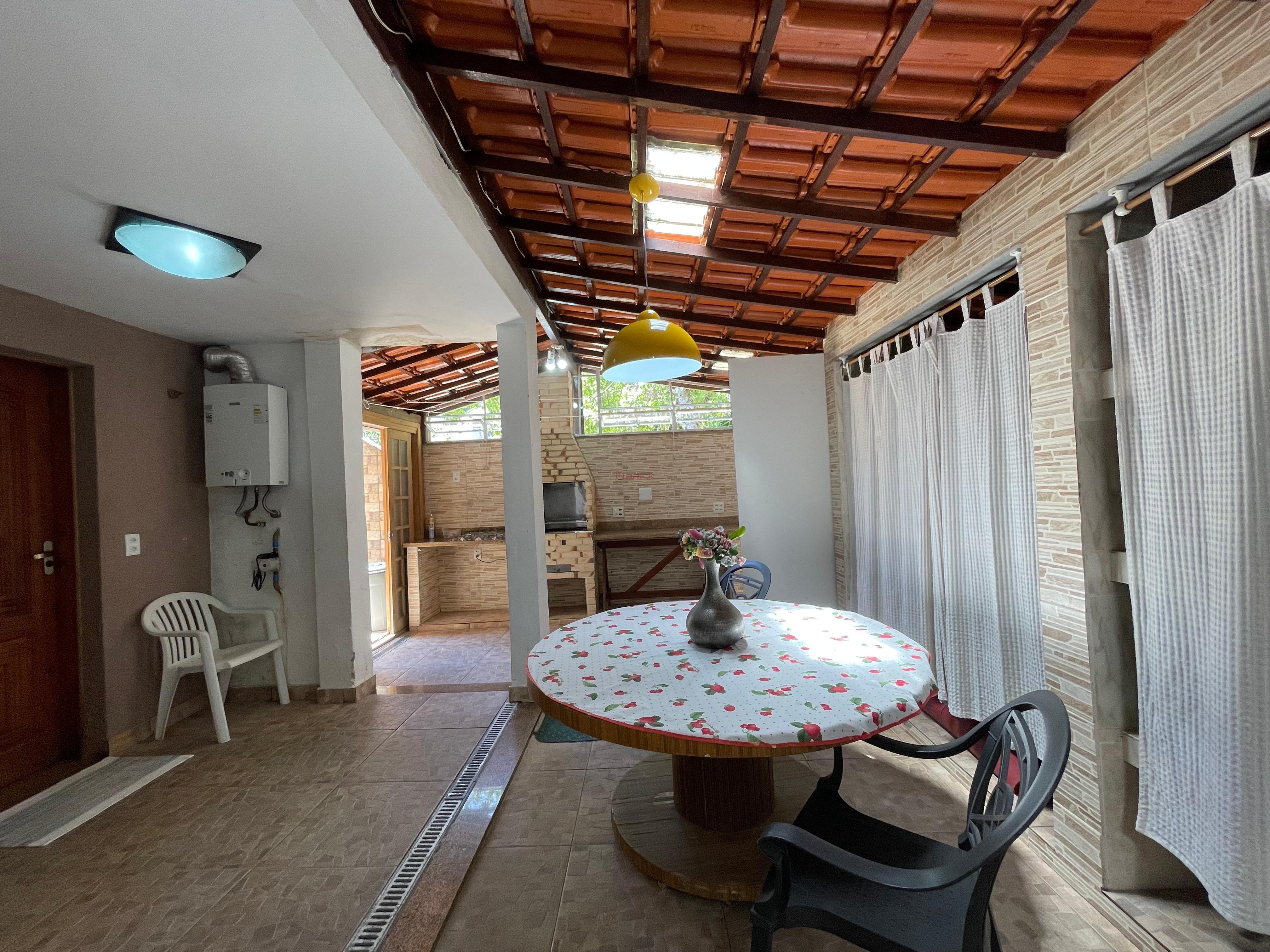 Casa à venda com 2 quartos, 100m² - Foto 17